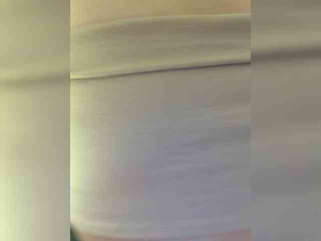 millemimi bongacams live cam model