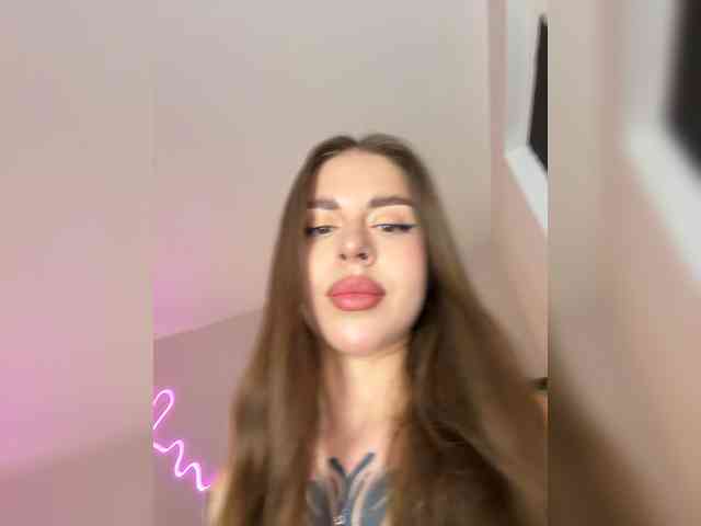 -Aperol- bongacams live cam model
