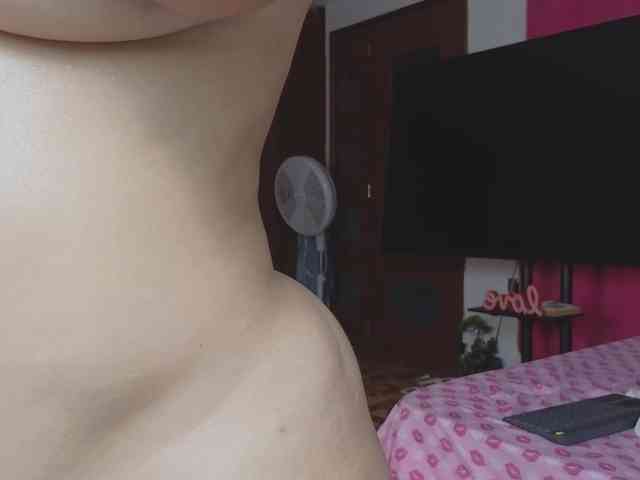 Tatiana-Blare bongacams live cam model