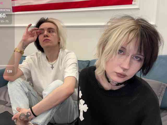 VeryRareTwix bongacams live cam model