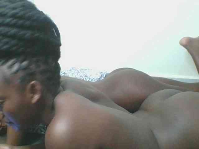Abbylay bongacams live cam model