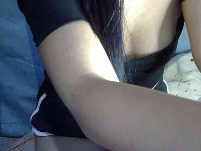 HOTTIEMEE bongacams live cam model