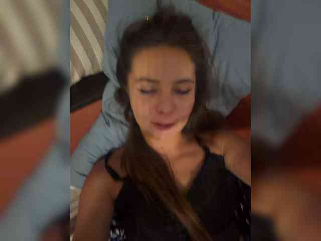 HelgaLeo bongacams live cam model