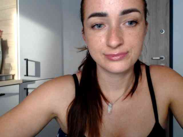LorennePlay bongacams live cam model