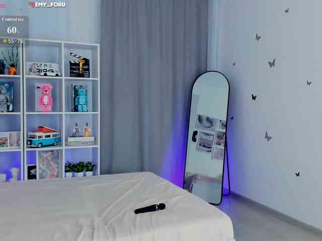Emyforu bongacams live cam model