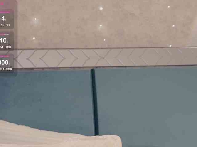 KissMec bongacams live cam model