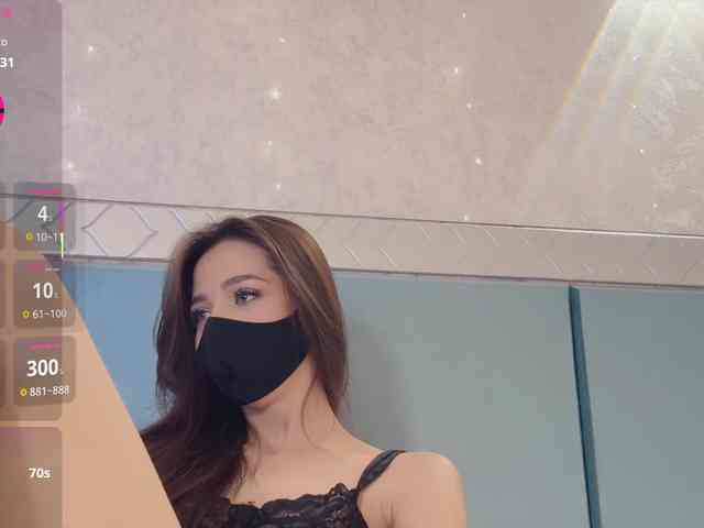 KissMec bongacams live cam model