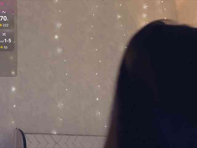KissMec bongacams live cam model