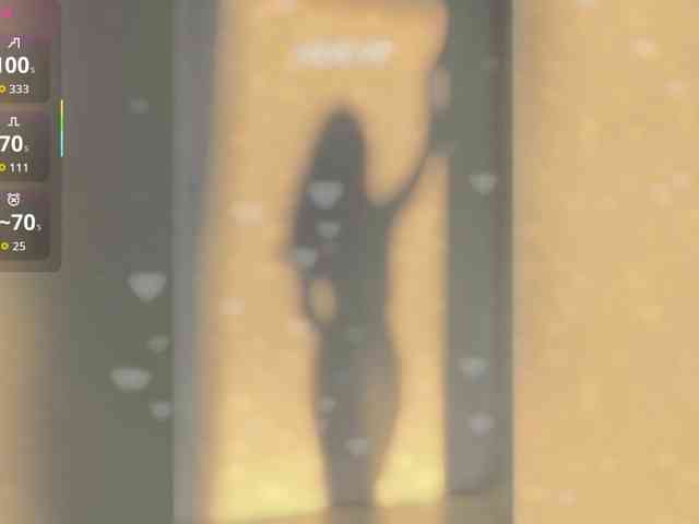 KissMec bongacams live cam model