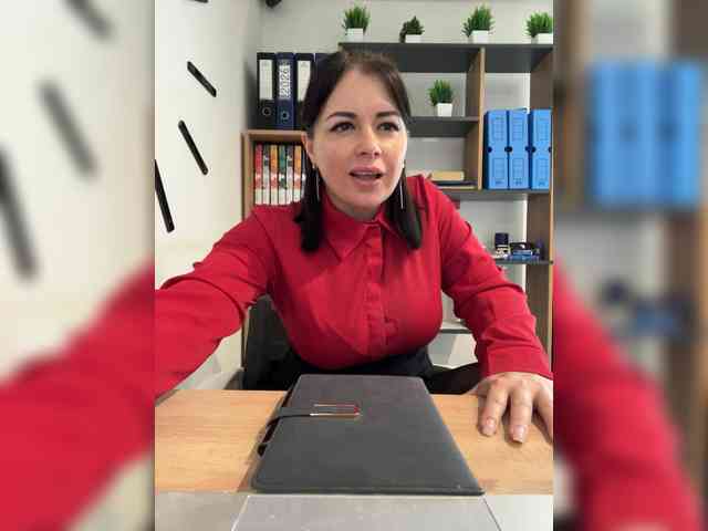 VeryBaby bongacams live cam model