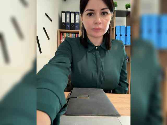 VeryBaby bongacams live cam model