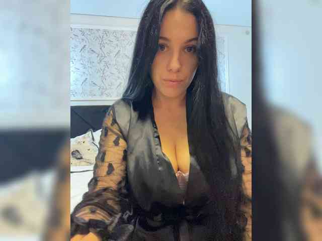Potifays bongacams live cam model