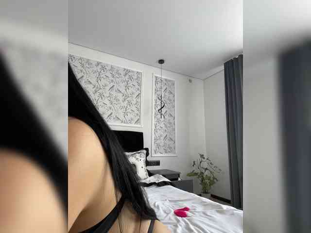 Potifays bongacams live cam model