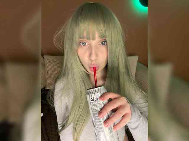 tamagotchigirl bongacams live cam model