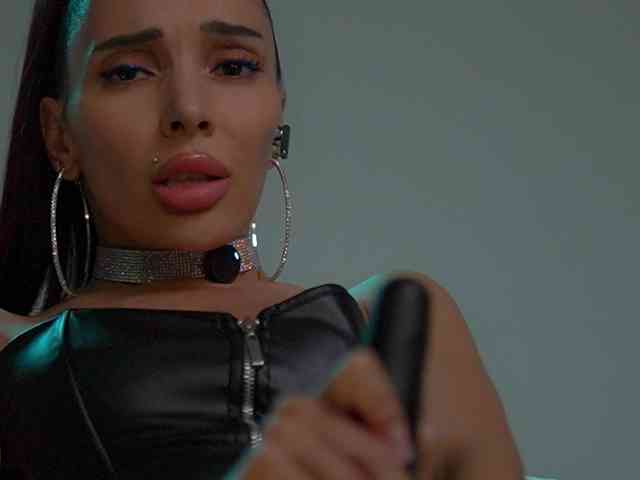 MilaMayy bongacams live cam model