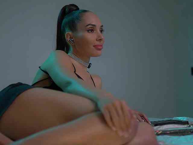 MilaMayy bongacams live cam model