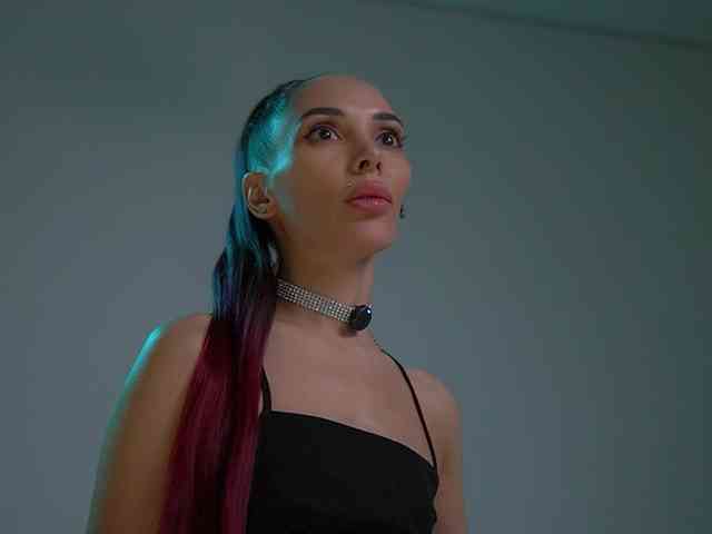 MilaMayy bongacams live cam model