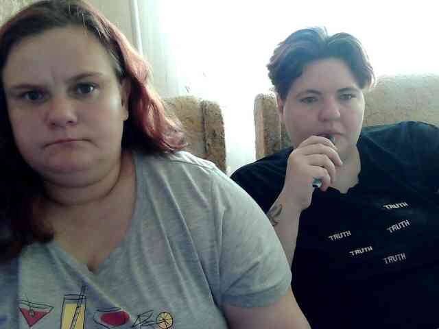 HollyXEva bongacams live cam model