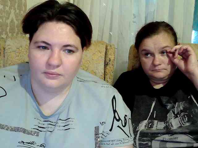 HollyXEva bongacams live cam model