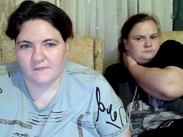 HollyXEva bongacams live cam model
