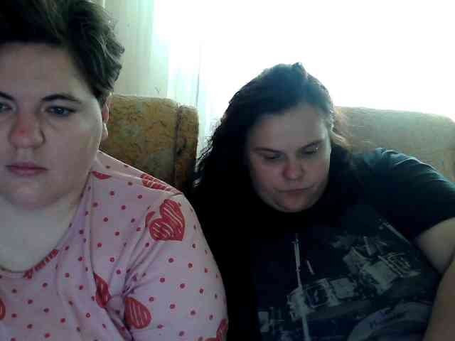 HollyXEva bongacams live cam model