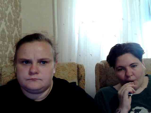 HollyXEva bongacams live cam model