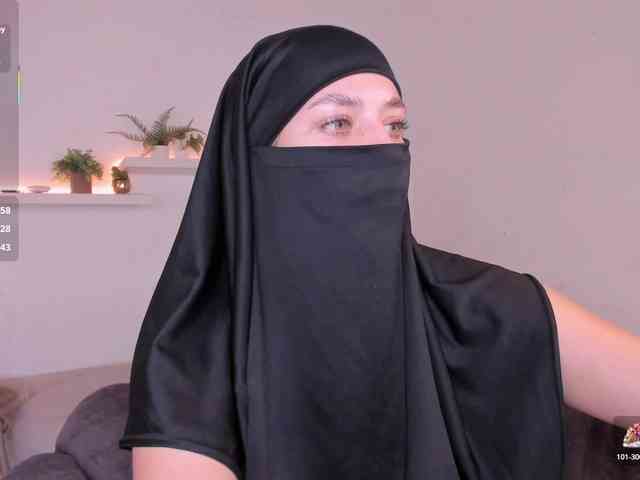 salma-arabic bongacams live cam model