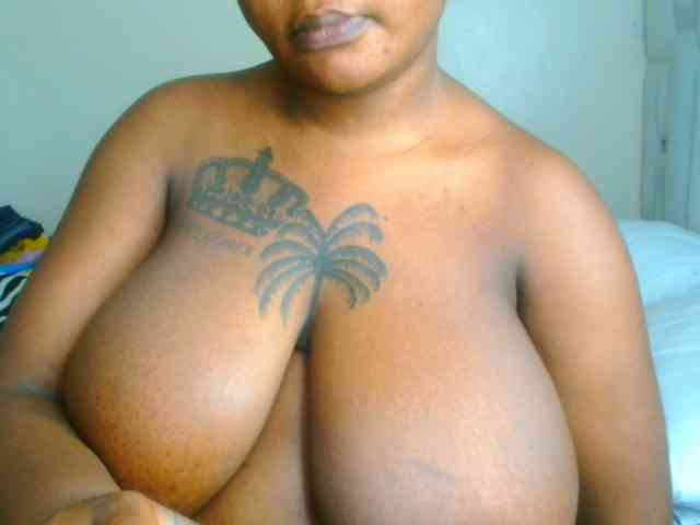 bustymelons69 bongacams live cam model