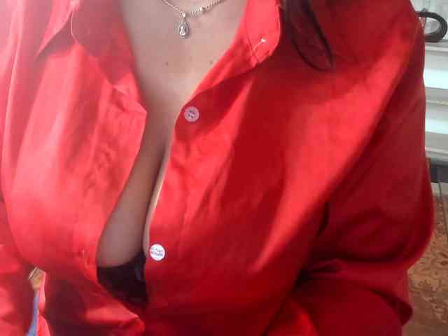 katherine-blair bongacams live cam model