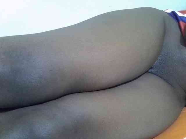 Sweetnana01 bongacams live cam model
