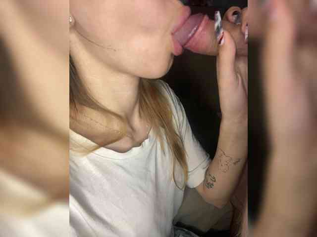 LinaTwins bongacams live cam model