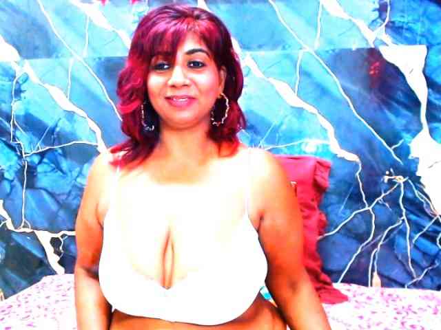 indianerotica69 bongacams live cam model