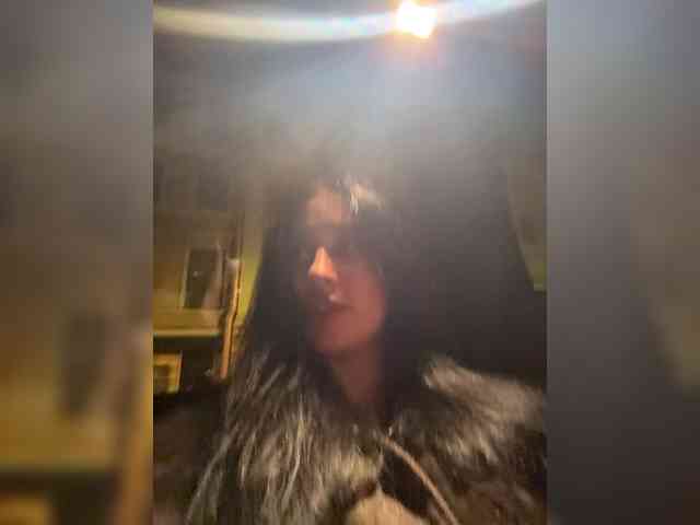 MarKaa0 bongacams live cam model