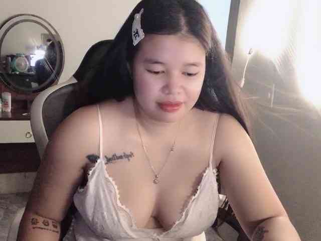 Love-x69x bongacams live cam model