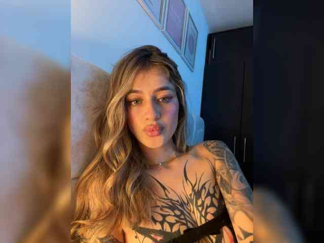 TaylorKnapp bongacams live cam model