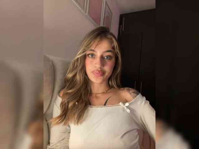 TaylorKnapp bongacams live cam model