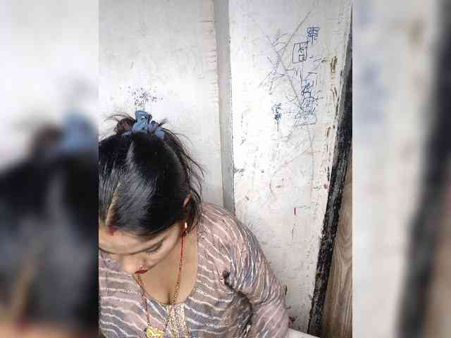 Tunnidelhi bongacams live cam model