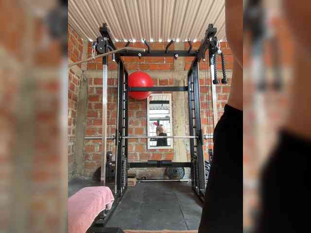 Alannafit bongacams live cam model