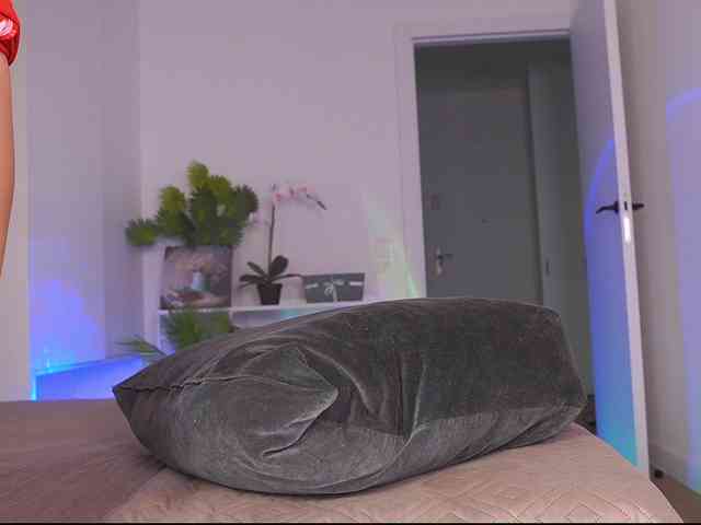 Sonya-reallsugar bongacams live cam model