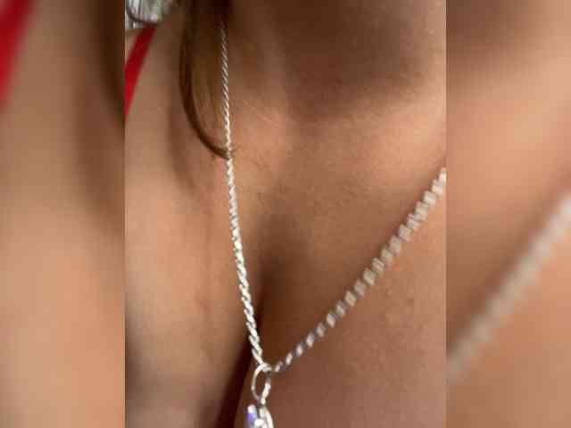 Cherry-viking98 bongacams live cam model