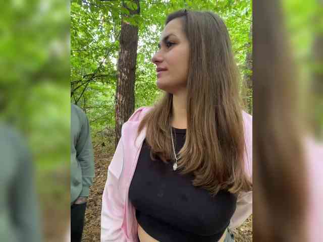 Cherry-viking98 bongacams live cam model