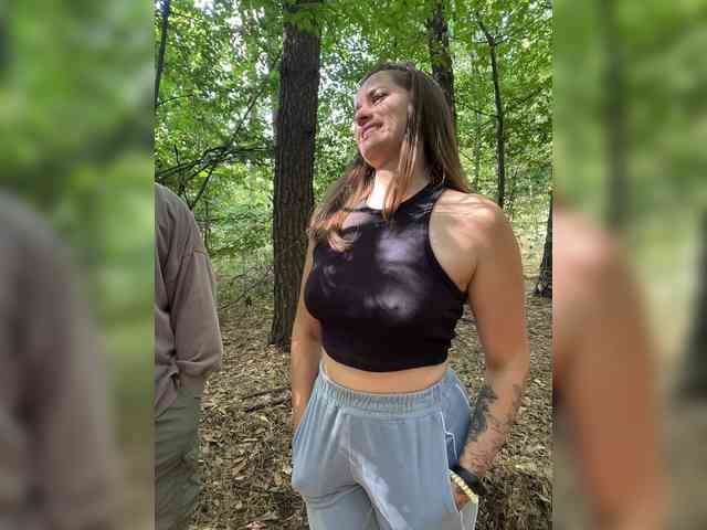 Cherry-viking98 bongacams live cam model