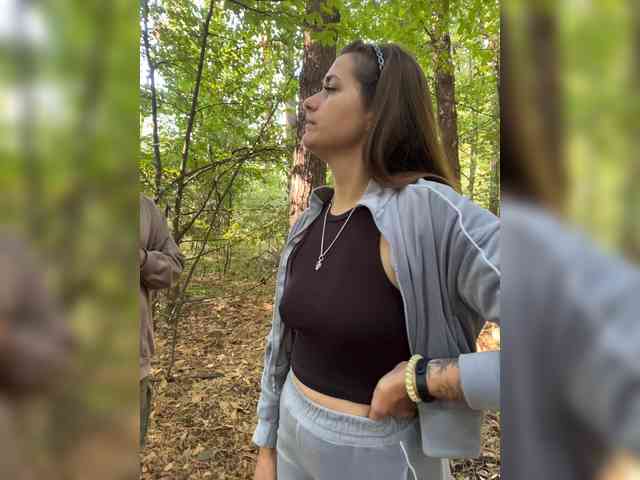 Cherry-viking98 bongacams live cam model