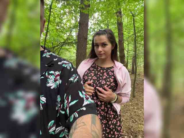 Cherry-viking98 bongacams live cam model