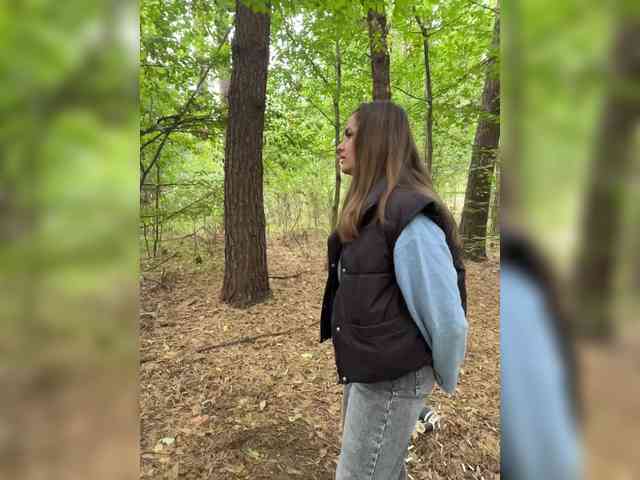 Cherry-viking98 bongacams live cam model