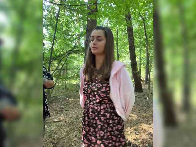 Cherry-viking98 bongacams live cam model