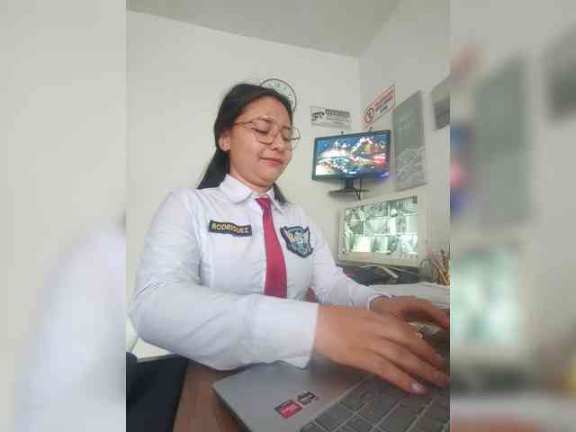 Marcela-5 bongacams live cam model