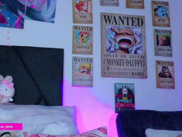 Zaradavis bongacams live cam model