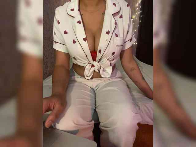 Lollypopp505 bongacams live cam model