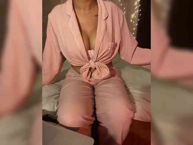 Lollypopp505 bongacams live cam model